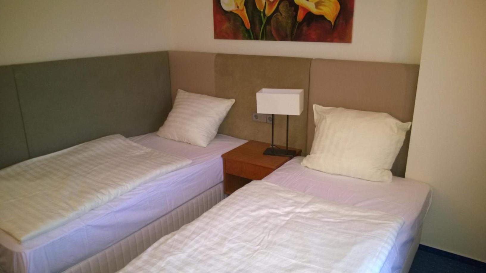 Motel Monteur Aschersleben Bagian luar foto