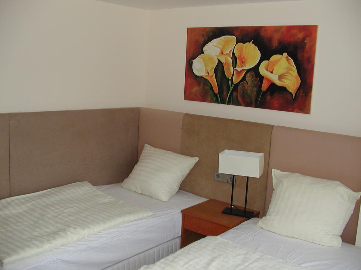 Motel Monteur Aschersleben Bagian luar foto