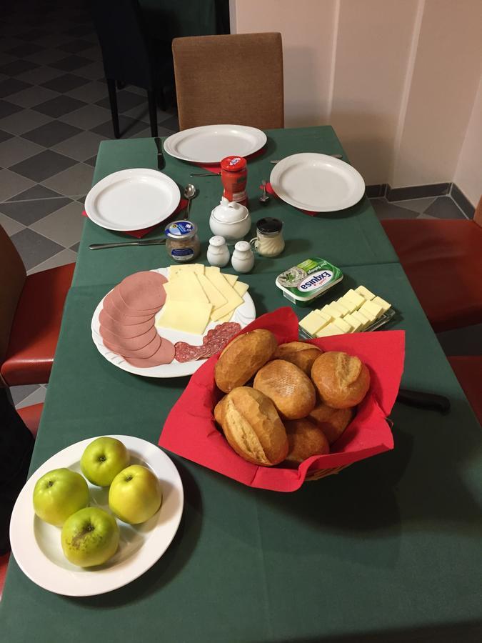 Motel Monteur Aschersleben Bagian luar foto
